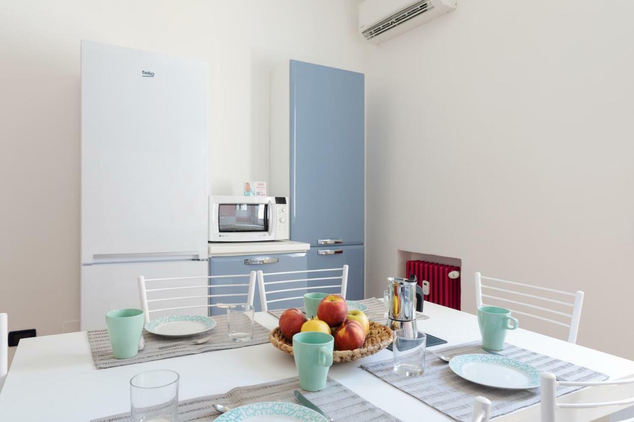 Sant'Orsola Colorful Huge Apartment 볼로냐 외부 사진