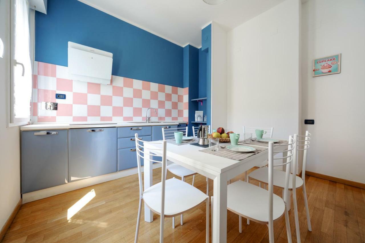 Sant'Orsola Colorful Huge Apartment 볼로냐 외부 사진