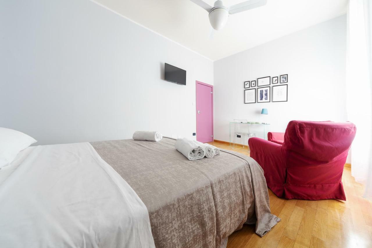 Sant'Orsola Colorful Huge Apartment 볼로냐 외부 사진