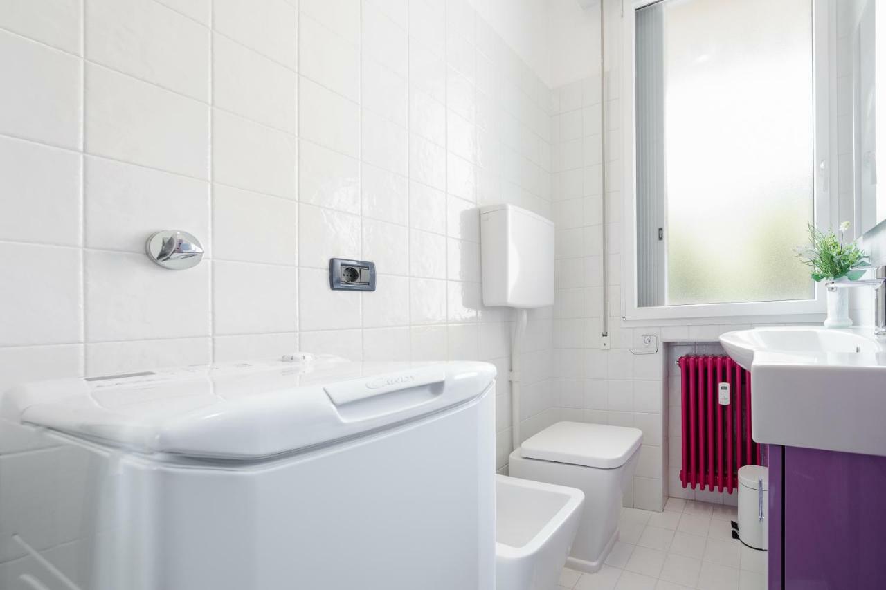 Sant'Orsola Colorful Huge Apartment 볼로냐 외부 사진